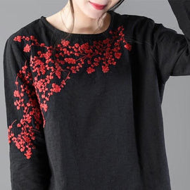 Spring Round Neck Plum Blossom Embroidery T-Shirt